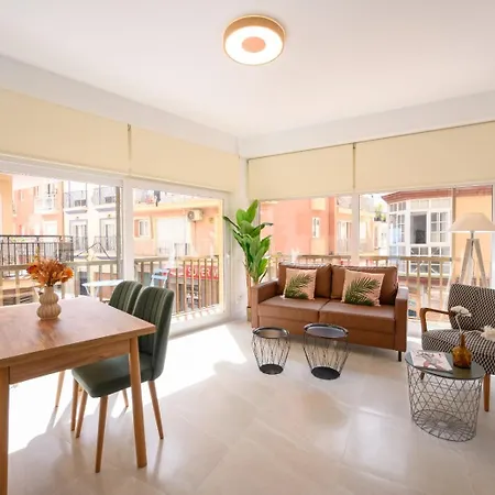 La Paz By 10tosea * Fuengirola