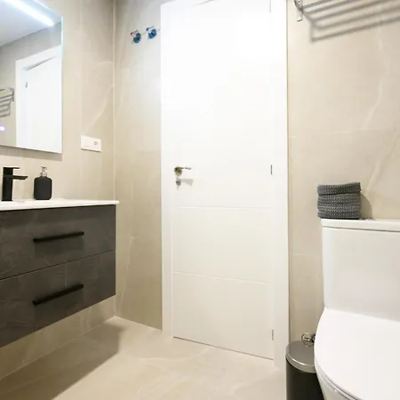 La Paz By 10tosea Apartment