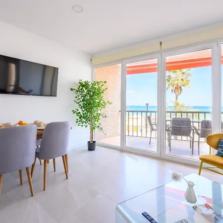 La Paz By 10tosea Fuengirola