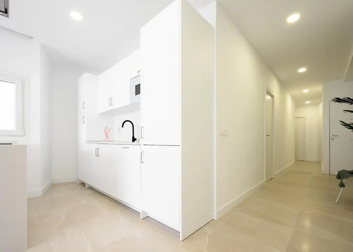 La Paz By 10tosea * Fuengirola