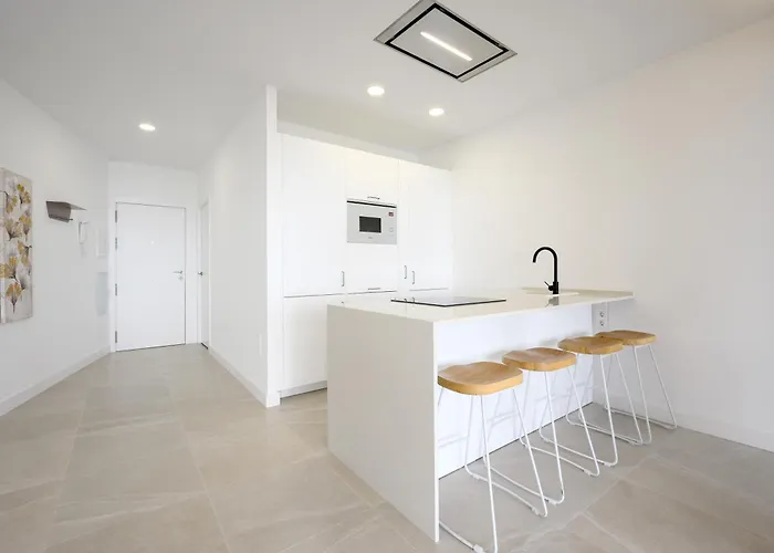 La Paz By 10tosea Fuengirola