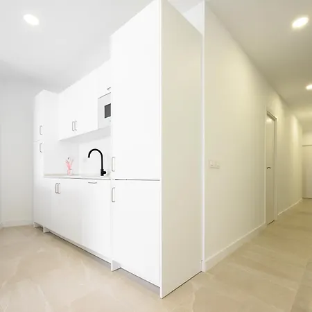 La Paz By 10tosea * Fuengirola