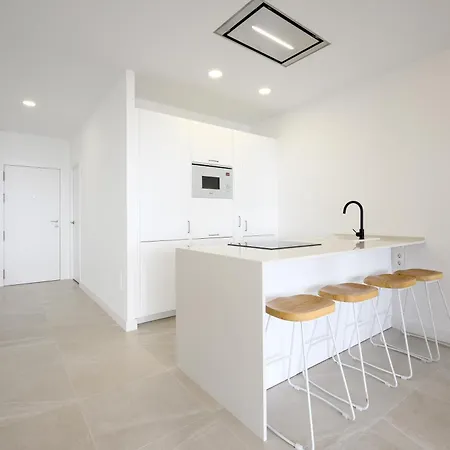 La Paz By 10tosea Fuengirola